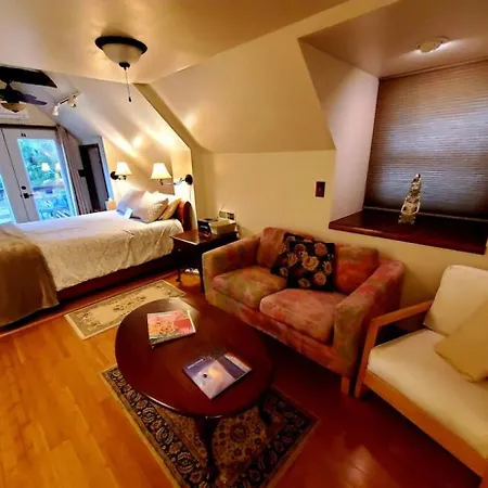 Balcony Suite At White Lotus Eco Spa Retreat